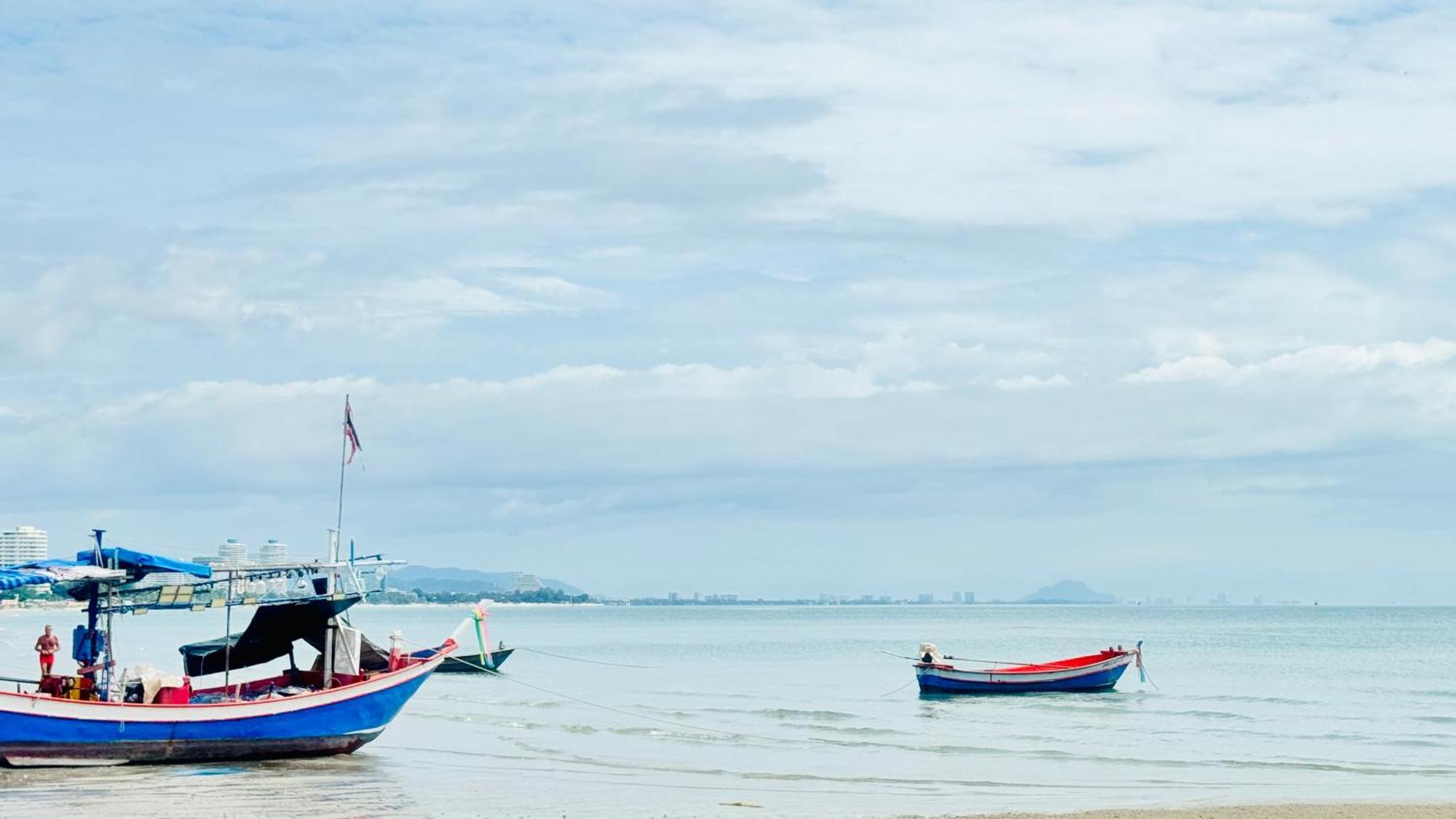Sea&Mountain View,5 Mins Walk To Famous Beach With King Size Bed Hua Hin Luaran gambar