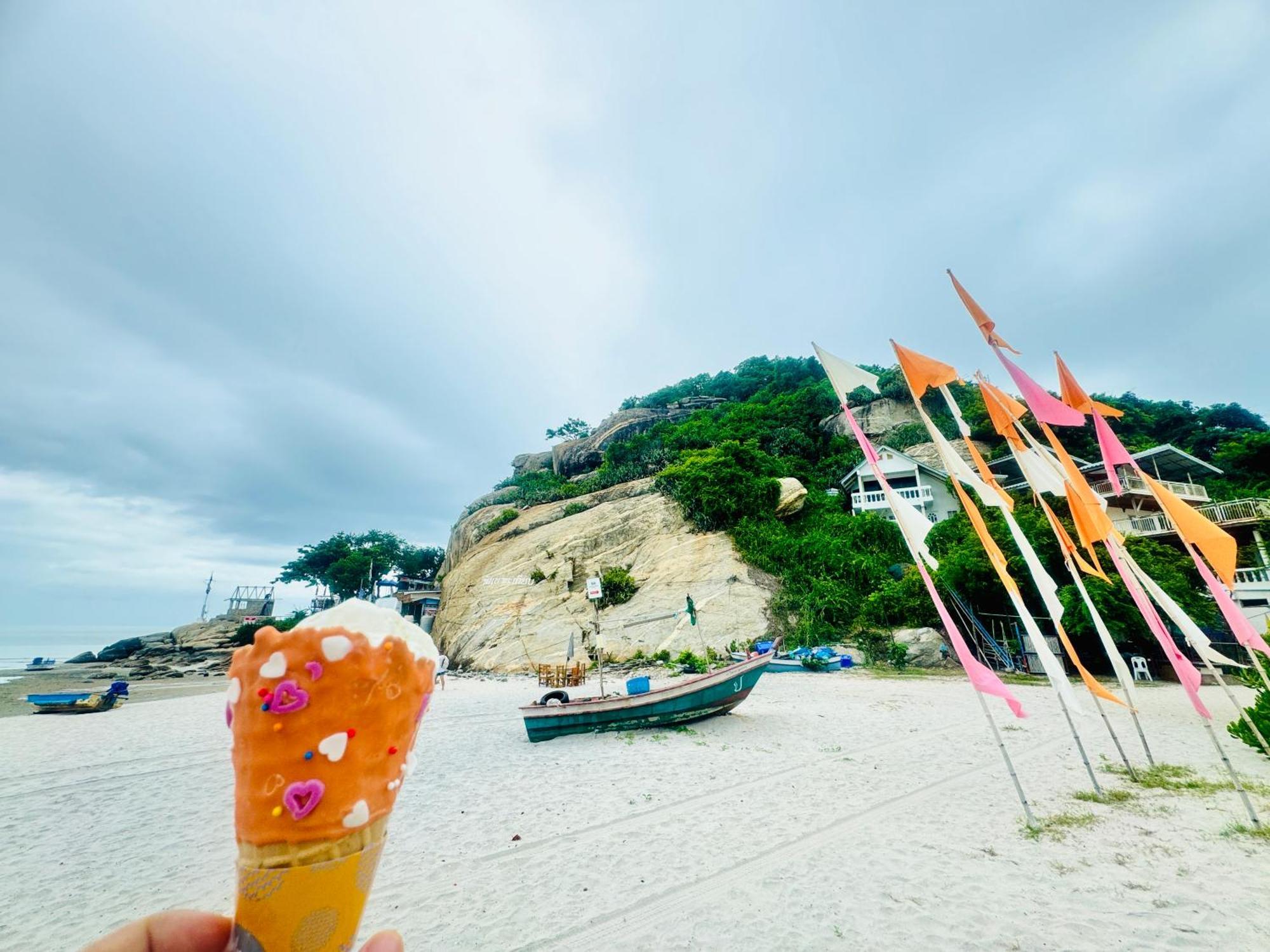 Sea&Mountain View,5 Mins Walk To Famous Beach With King Size Bed Hua Hin Luaran gambar
